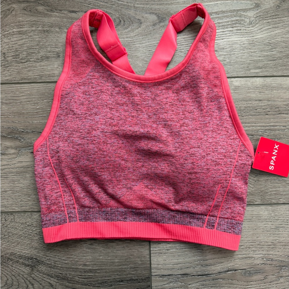 🆕SPANX seamless sculpt Sports Bra in Coral Punch